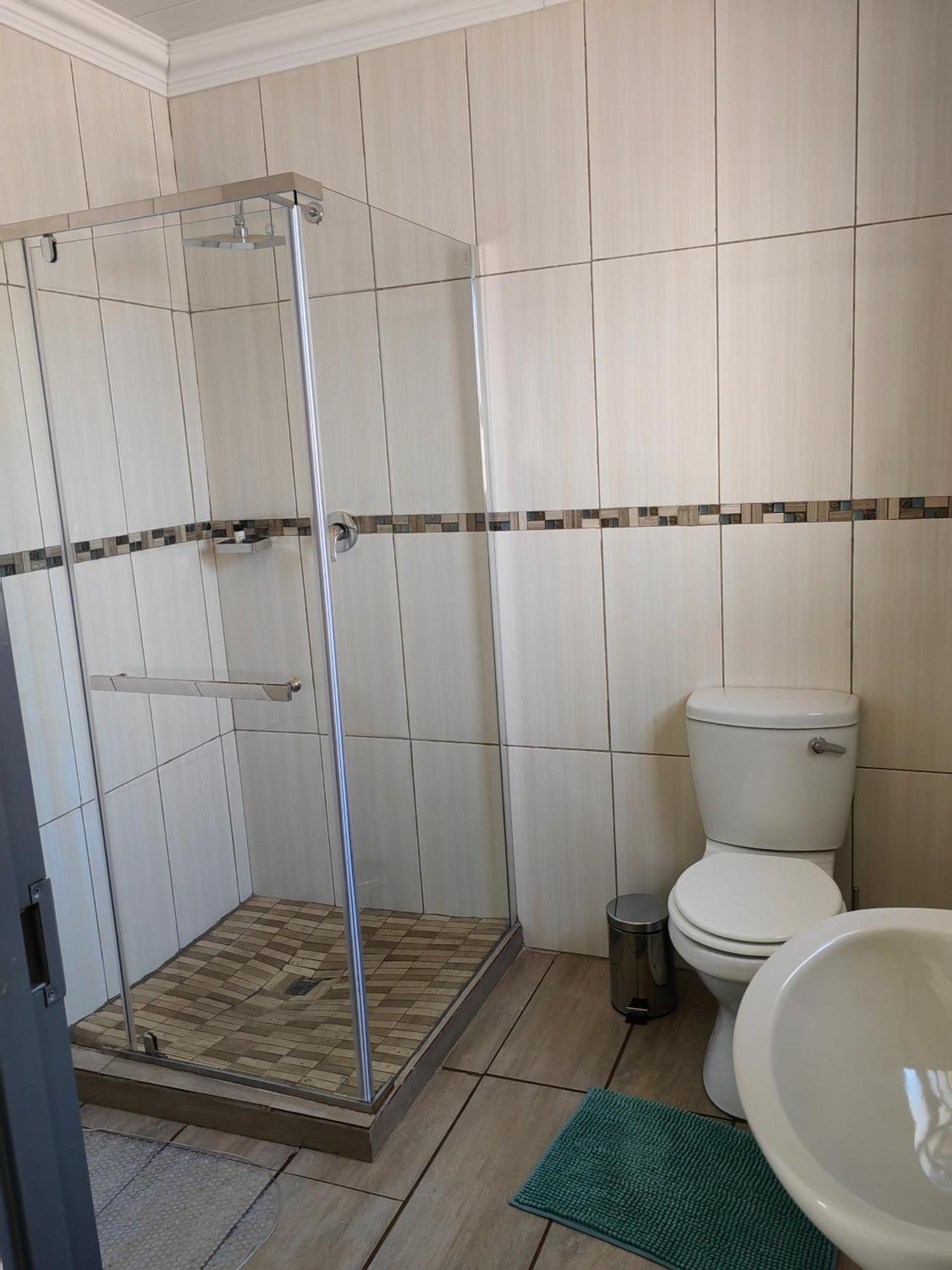 Back Of The Moon Guesthouse Kuruman Bagian luar foto